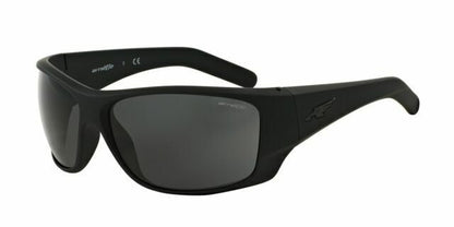 ARNETTE Men's AN4215 Heist 2.0 Rectangular Sunglasses, Fuzzy Black/Grey, 66 mm